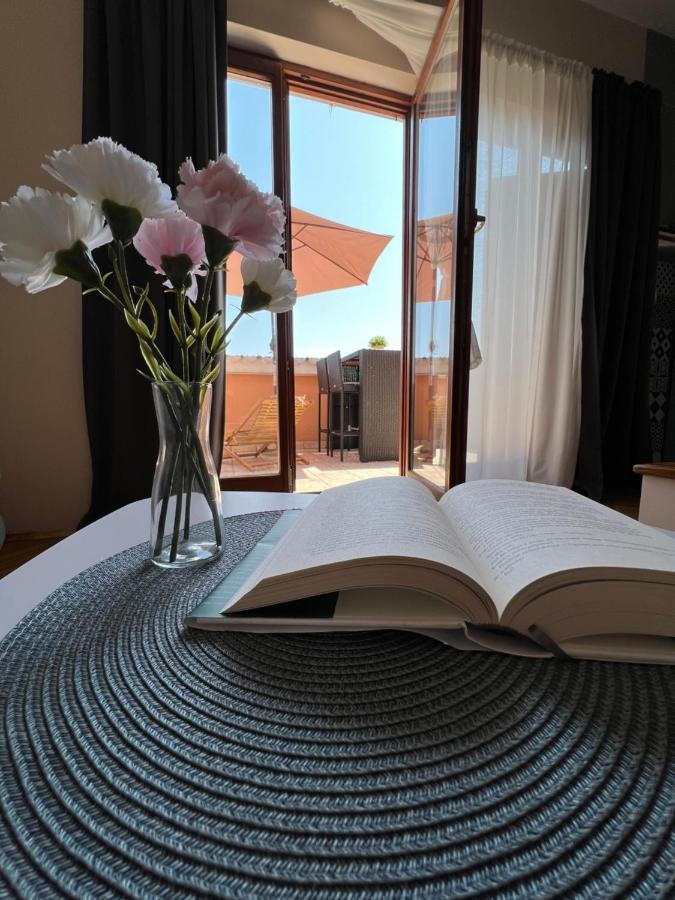 Apartman Maroon Lovran Dış mekan fotoğraf